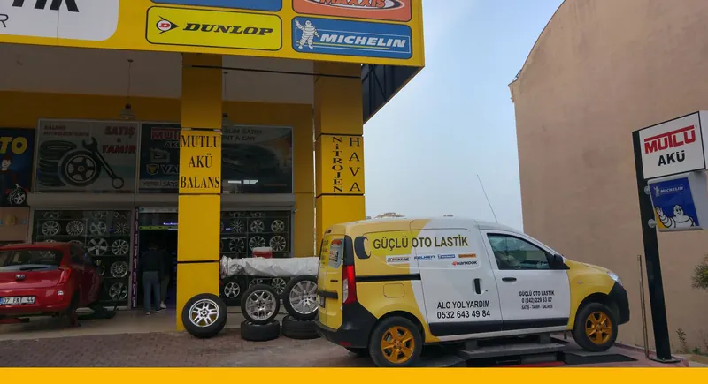 Güçlü Kardeşler gezici servis aracı şube önünde